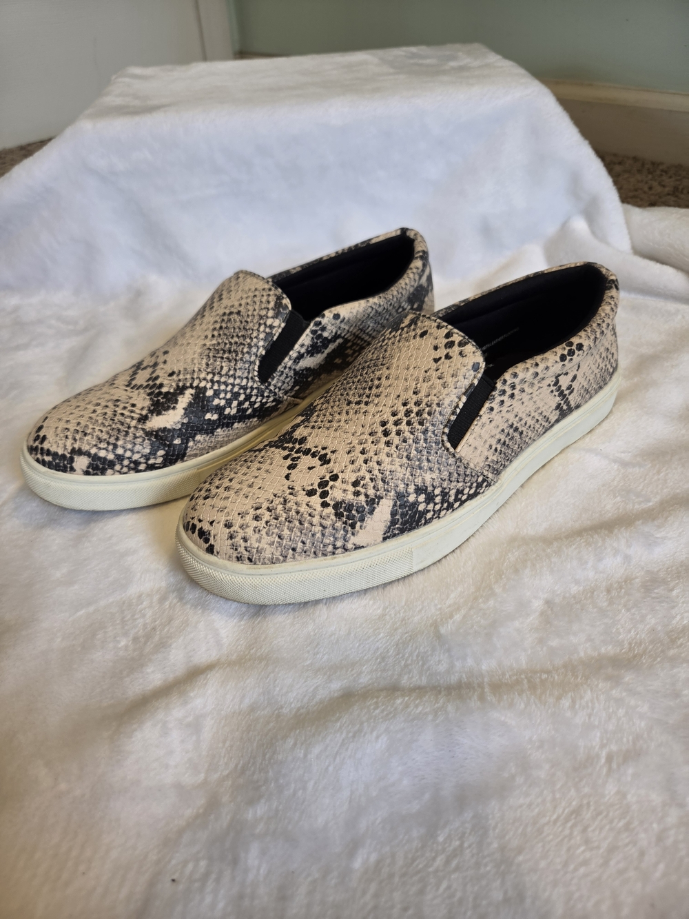 a new day Snake-Print Slip-On Sneakers in Beige and Black